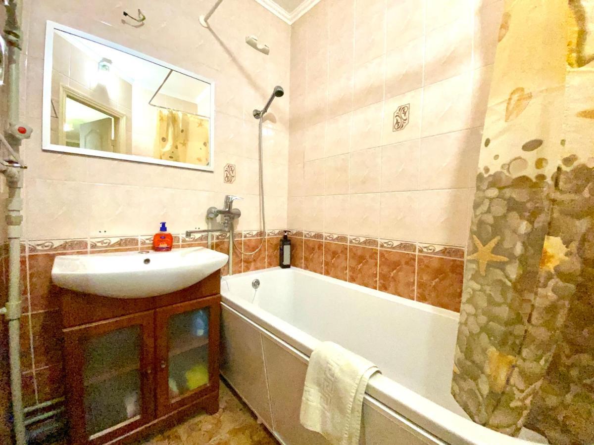Apartpoltava Центр Полтави, Простора Та Зручна Квартира Біля Пует, 2-Окремі Кімнати, Звітна Документація Для Відрядження Exterior foto